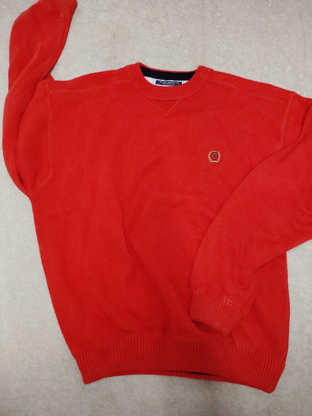 XL Tommy Hilfiger Red Crewneck Sweater with Small Embroidered Crest